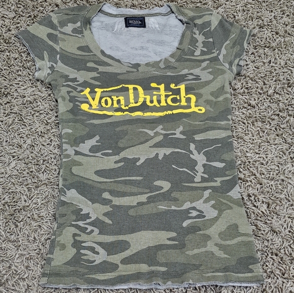 NWOT Von Dutch Deconstructed Camo Top Ribbed Scoop Neck Baby Tee Y2K 2000s Style - Picture 2 of 8